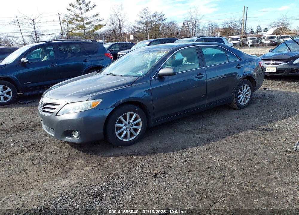 2011 TOYOTA CAMRY XLE VIN: 4T1BF3EK8BU137679
