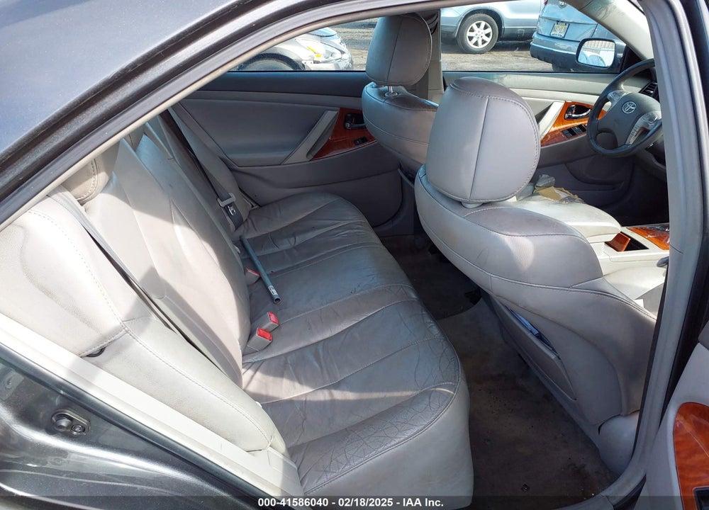 2011 TOYOTA CAMRY XLE VIN: 4T1BF3EK8BU137679