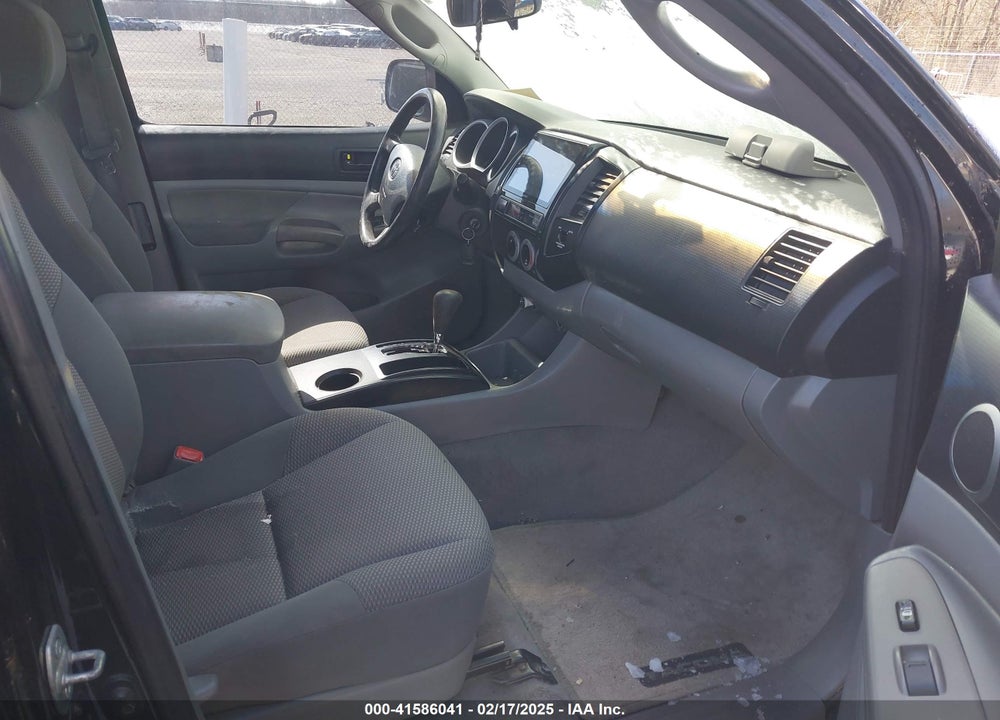 2007 TOYOTA TACOMA VIN: 5TEUU42N77Z391549