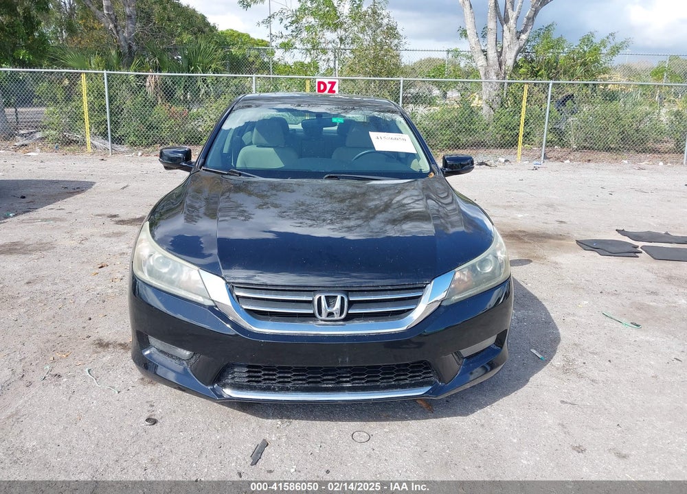 2015 HONDA ACCORD VIN: 1HGCR2F75FA238255