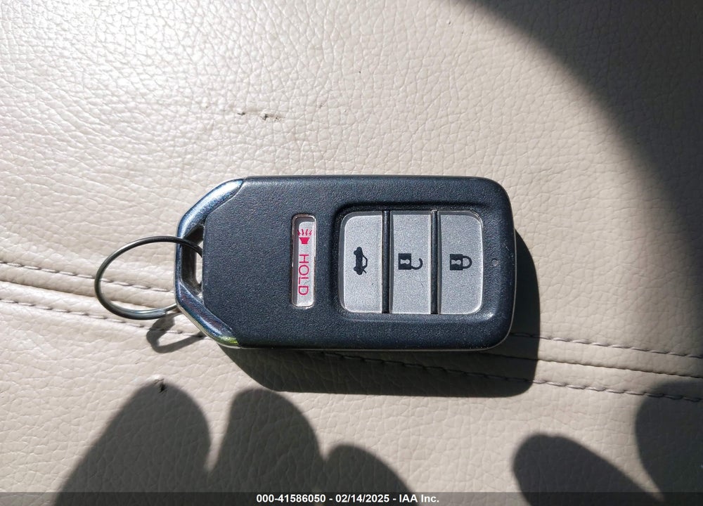 2015 HONDA ACCORD VIN: 1HGCR2F75FA238255