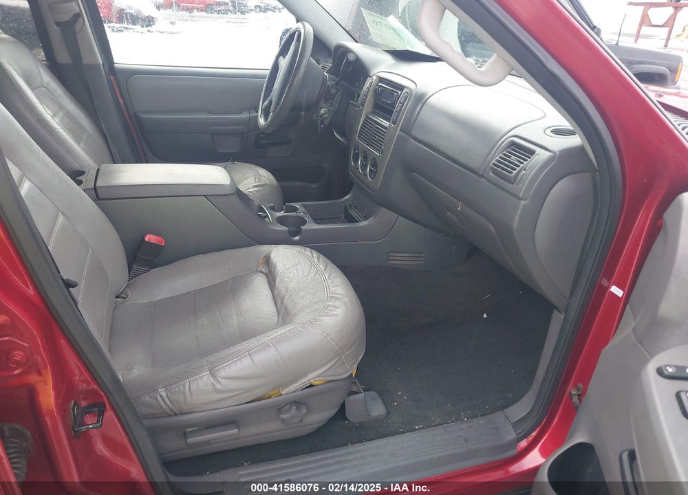 2005 FORD EXPLORER VIN: 1FMZU73E65UB48399