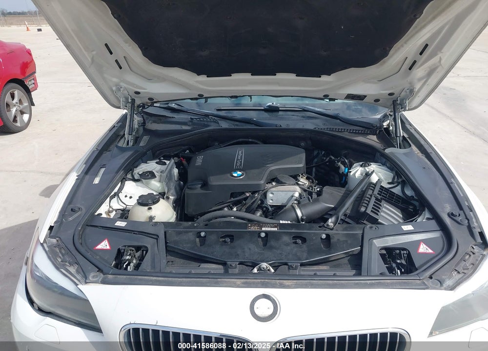 2012 BMW 528I XDRIVE VIN: WBAXH5C52CDWO5630