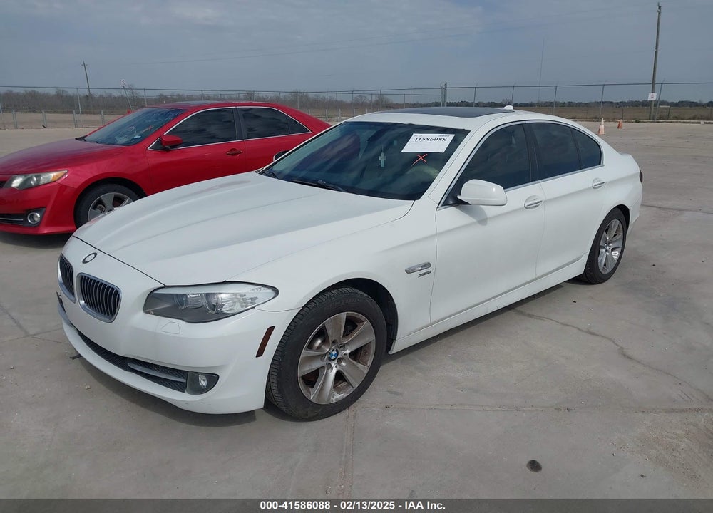 2012 BMW 528I XDRIVE VIN: WBAXH5C52CDWO5630
