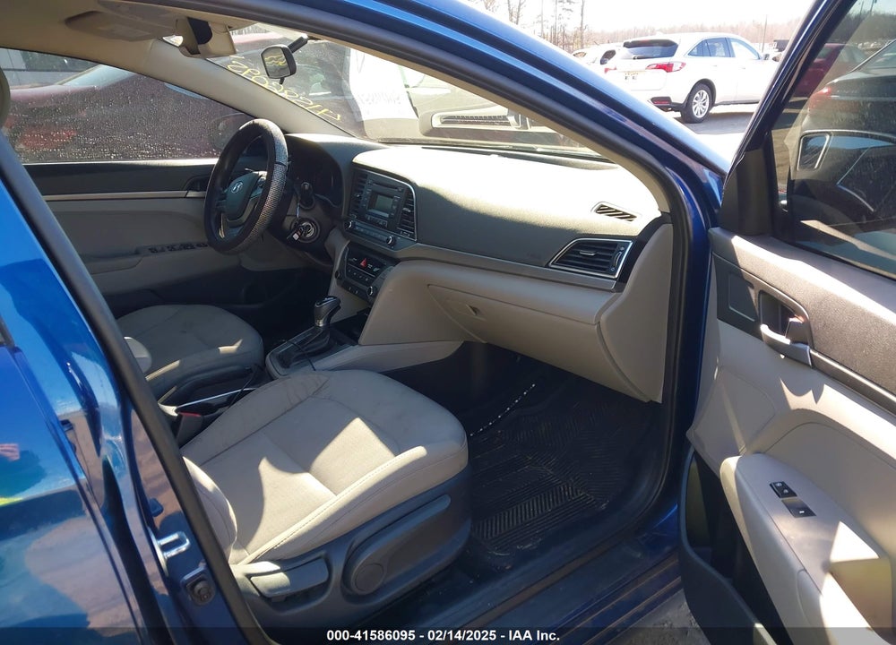 2017 HYUNDAI ELANTRA SE VIN: 5NPD74LF8HH098617