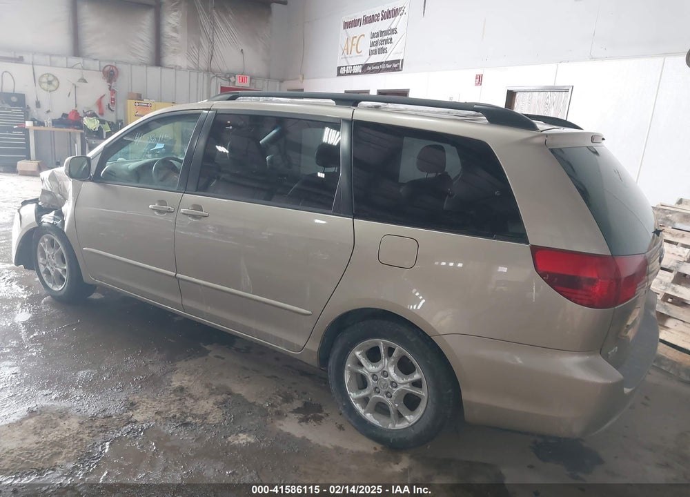 2005 TOYOTA SIENNA XLE VIN: 5TDZA22C55S302346