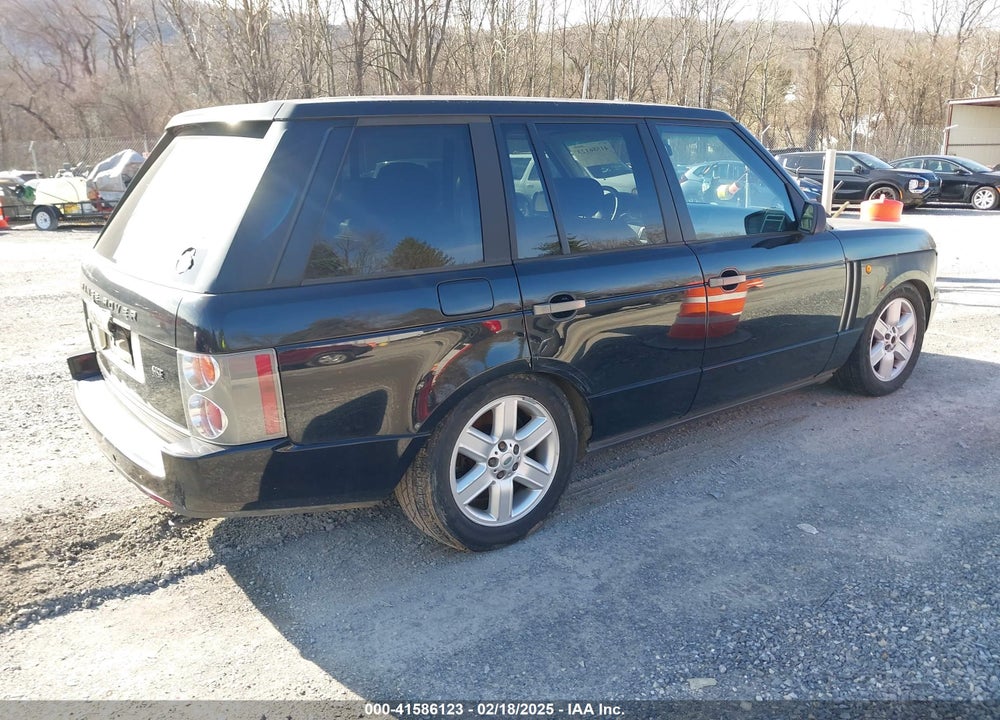 2003 LAND ROVER RANGE ROVER HSE VIN: SALME11403A138235