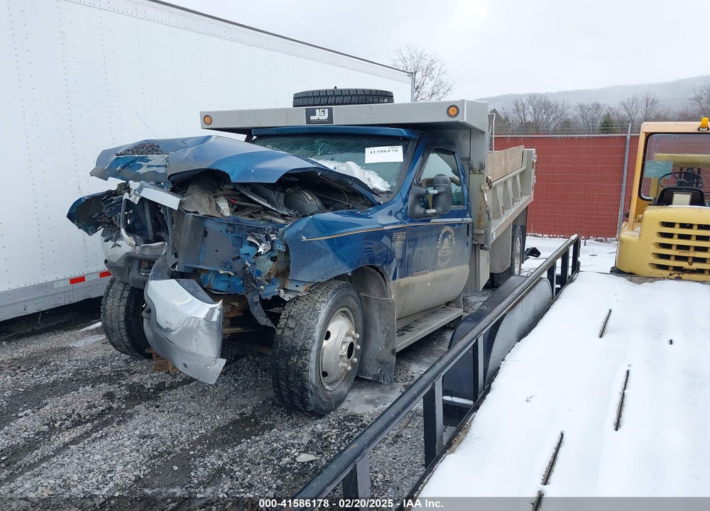 2000 FORD F-550 LARIAT/XL/XLT VIN: 1FDAF57F4YED12584