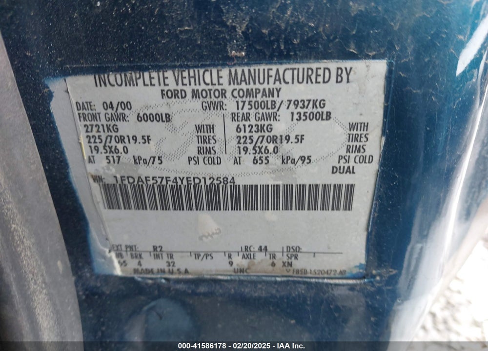 2000 FORD F-550 LARIAT/XL/XLT VIN: 1FDAF57F4YED12584