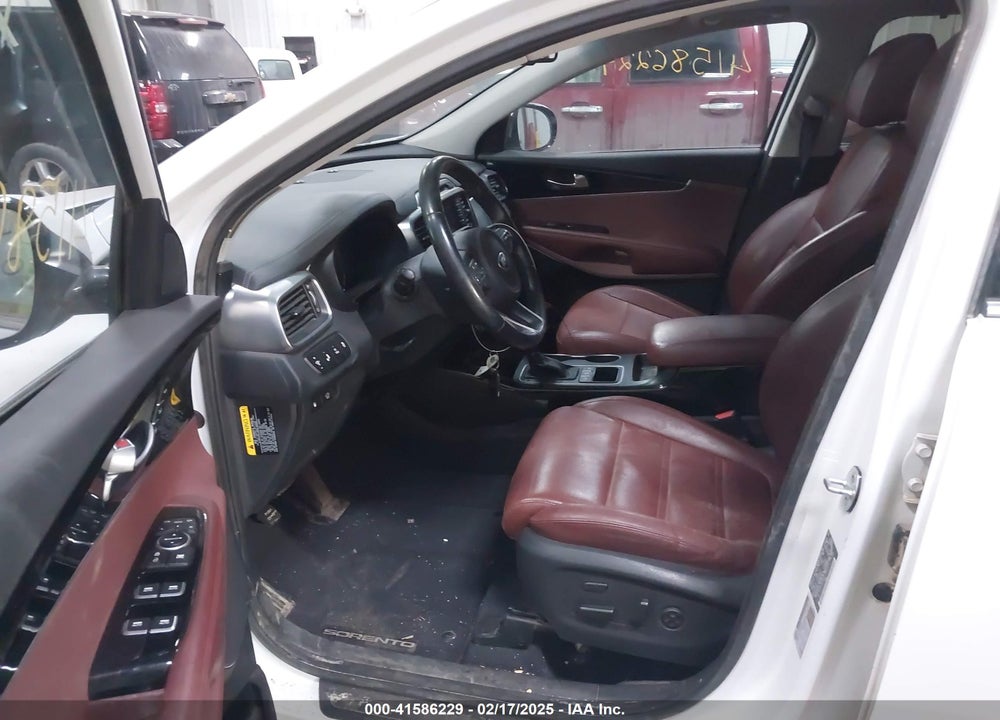 2017 KIA SORENTO VIN: 5XYPKDA59HG227588