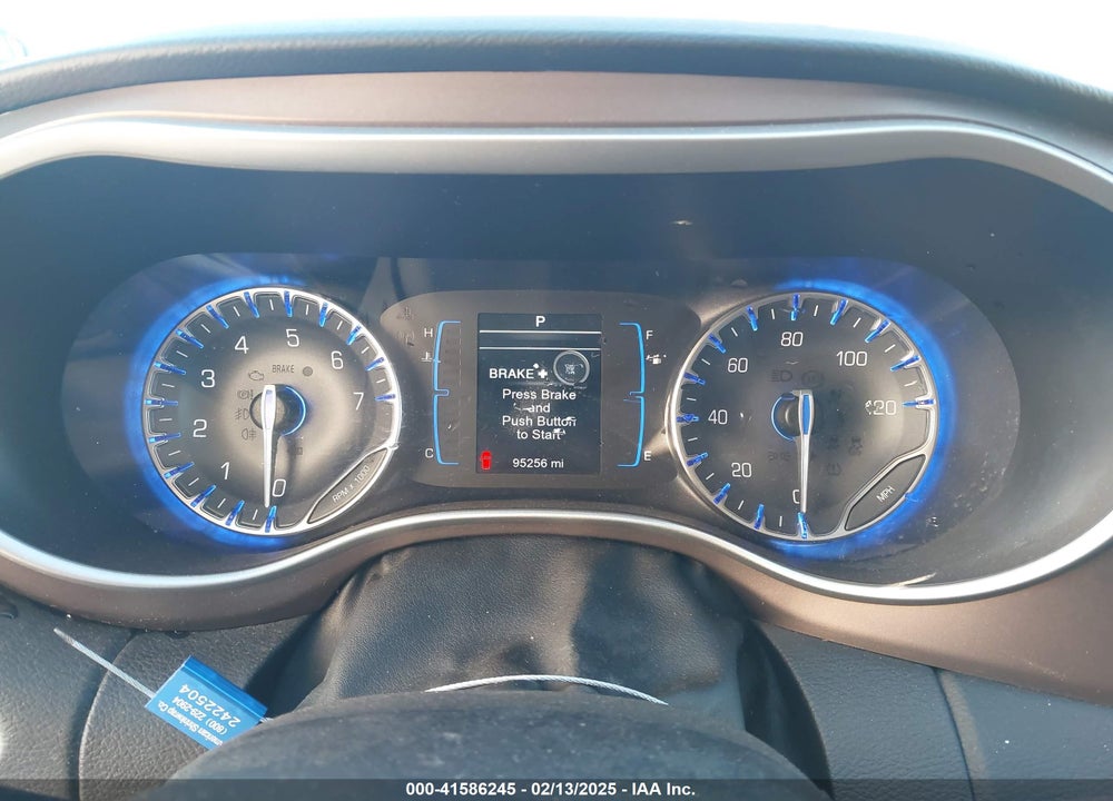 2017 CHRYSLER PACIFICA TOURING L VIN: 2C4RC1BG3HR720523