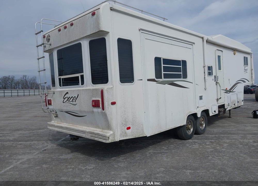 2002 UNKNOWN 33RSE VIN: 4DLRV332921003439
