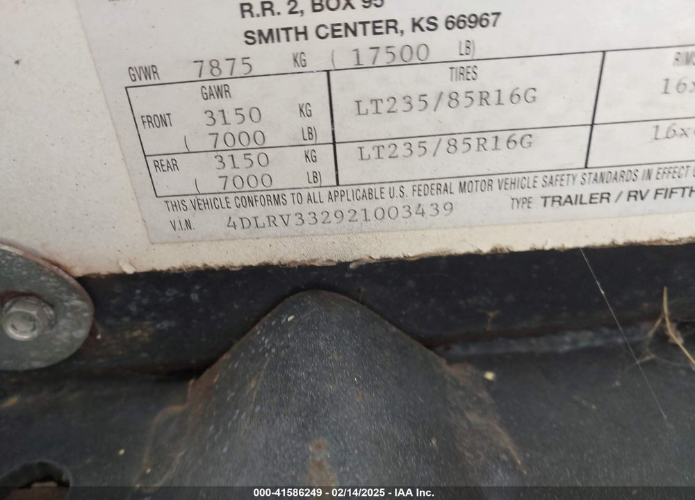 2002 UNKNOWN 33RSE VIN: 4DLRV332921003439