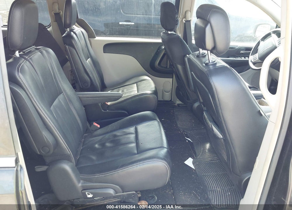 2014 CHRYSLER TOWN & COUNTRY TOURING VIN: 2C4RC1BG1ER435461