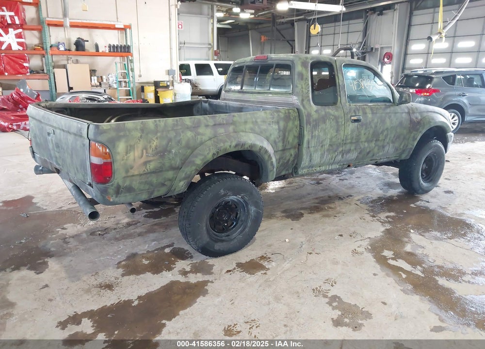 1995 TOYOTA TACOMA XTRACAB VIN: 4TAUN73C4SZ015905