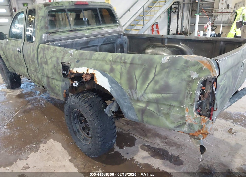 1995 TOYOTA TACOMA XTRACAB VIN: 4TAUN73C4SZ015905