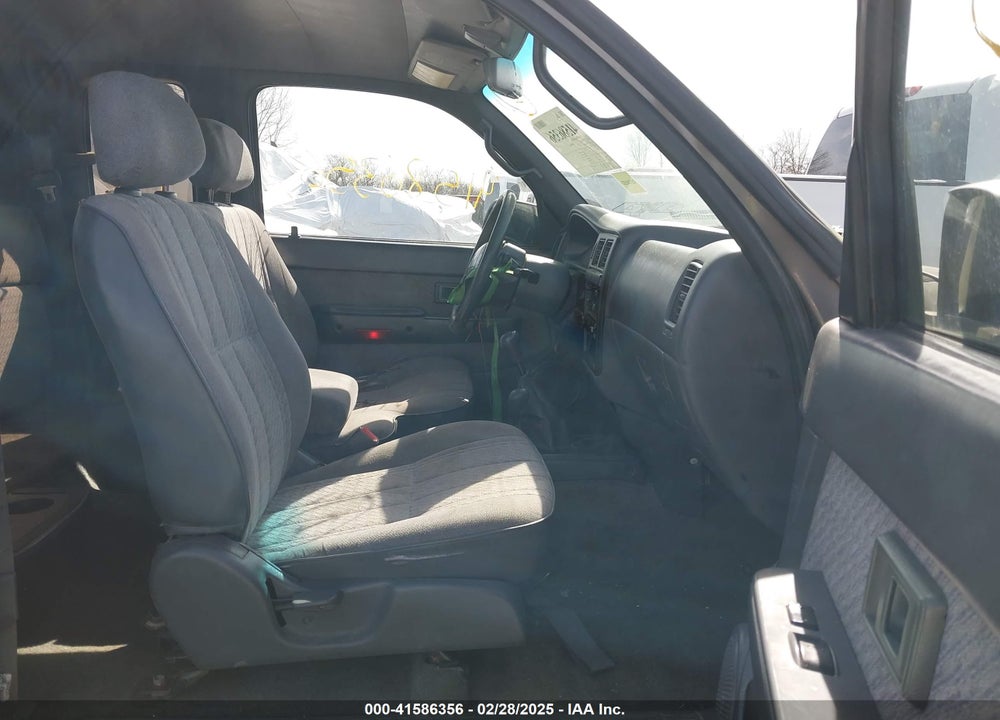 1995 TOYOTA TACOMA XTRACAB VIN: 4TAUN73C4SZ015905