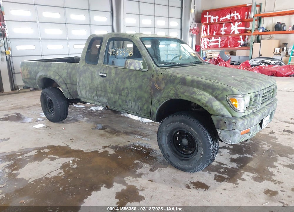1995 TOYOTA TACOMA XTRACAB VIN: 4TAUN73C4SZ015905