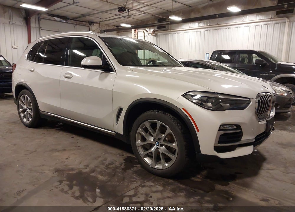 2020 BMW X5 XDRIVE40I VIN: 5UXCR6C02L9B27383