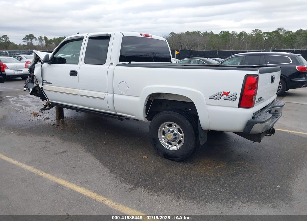 2007 CHEVROLET SILVERADO 2500HD CLASSIC LT1 VIN: 1GCHK29DX7E111151