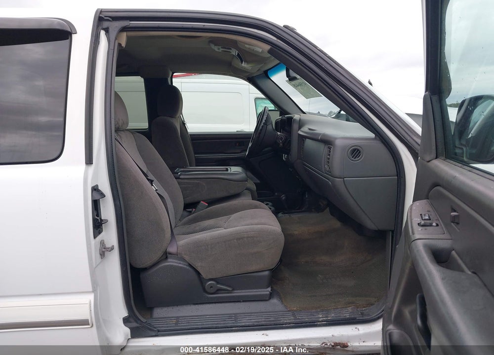 2007 CHEVROLET SILVERADO 2500HD CLASSIC LT1 VIN: 1GCHK29DX7E111151