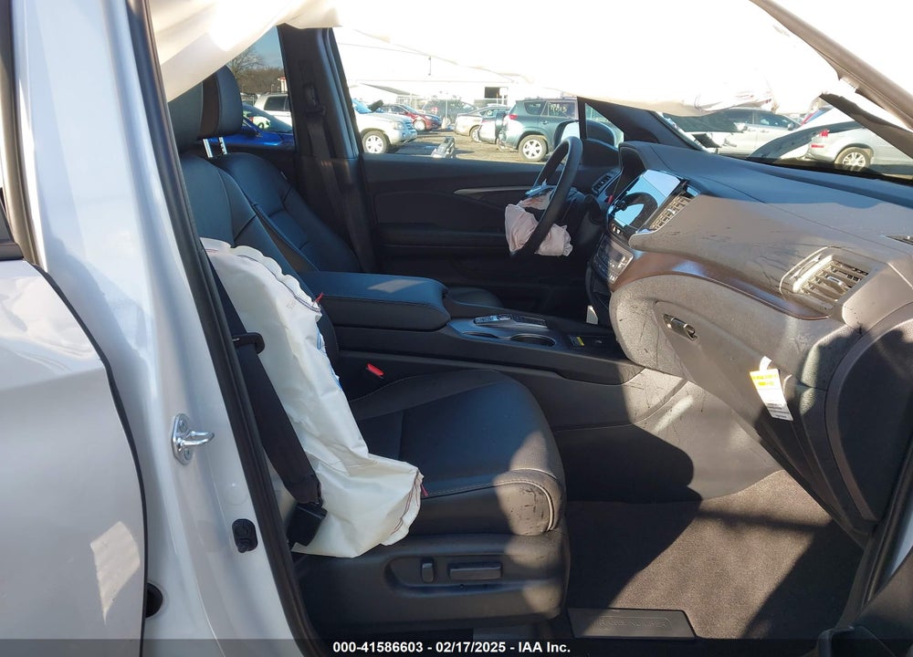 2025 HONDA PASSPORT VIN: 5FNYF8H53SB017413