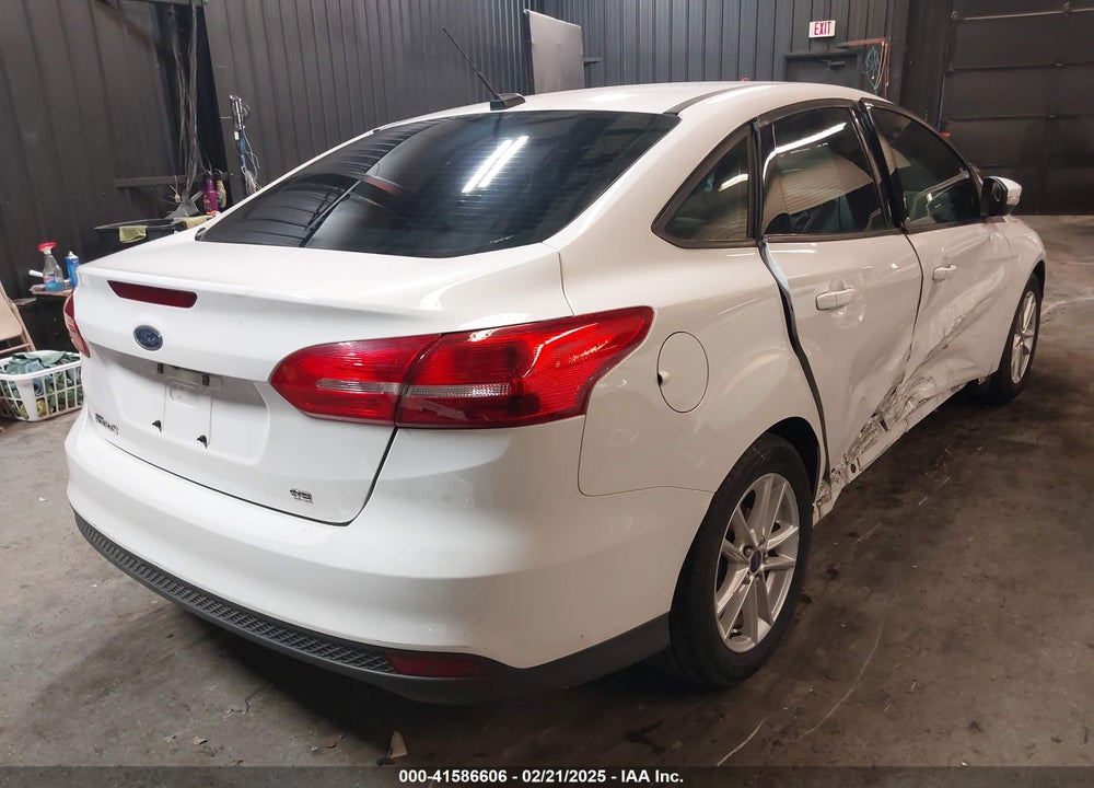 2015 FORD FOCUS VIN: 1FADP3F25FL372101