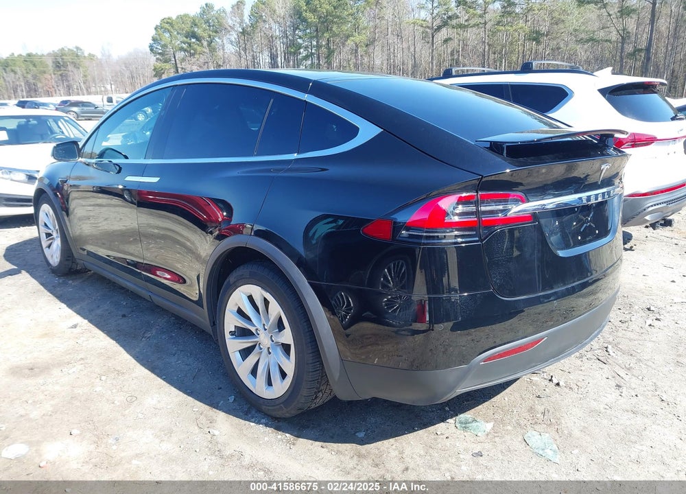 2020 TESLA MODEL X VIN: 5YJXCDE24LF230203
