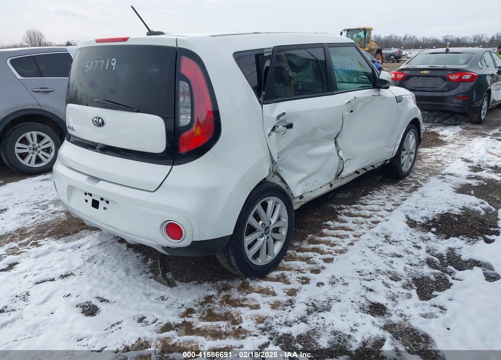 2018 KIA SOUL VIN: KNDJP3A57J7517719