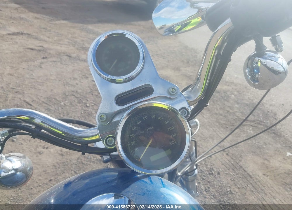 2005 HARLEY-DAVIDSON XL883 C VIN: 1HD4CJM125K427367
