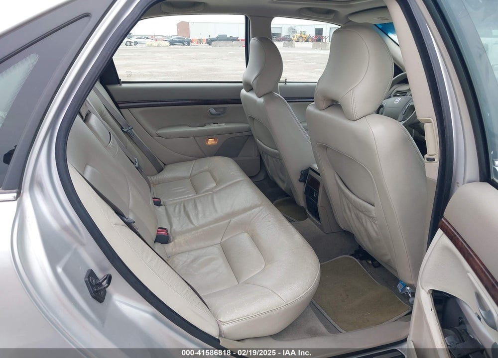2004 VOLVO S80 2.5T VIN: YV1TS59H241379767