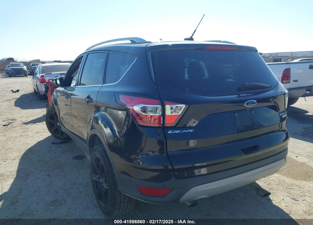 2017 FORD ESCAPE VIN: 1FMCU0JD4HUE33727