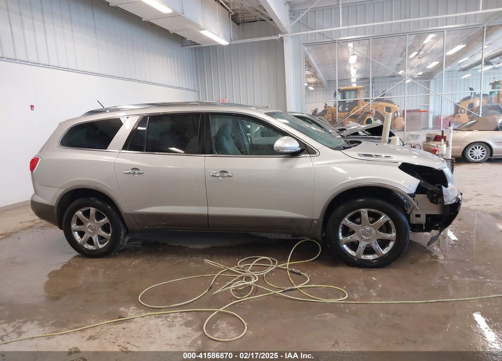 2008 BUICK ENCLAVE CXL VIN: 5GAER23728J151106