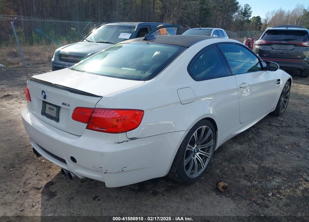 2013 BMW M3 VIN: WBSKG9C57DJ593607