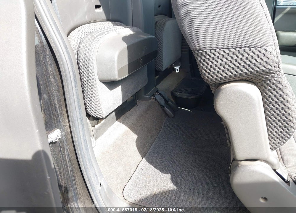 2013 NISSAN FRONTIER VIN: 1N6AD0CW7DN712021
