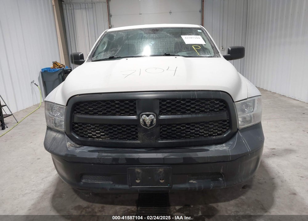 2019 RAM 1500 CLASSIC VIN: 1C6RR7KGXKS746132