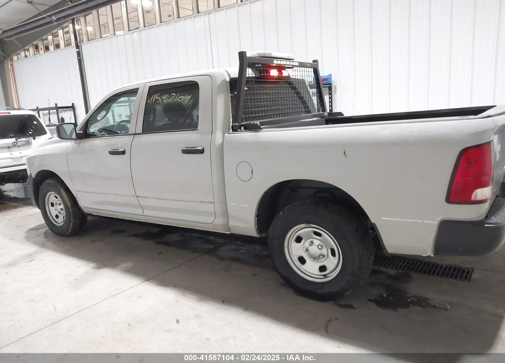 2019 RAM 1500 CLASSIC VIN: 1C6RR7KGXKS746132