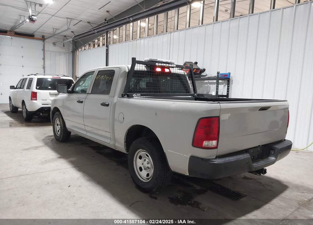 2019 RAM 1500 CLASSIC VIN: 1C6RR7KGXKS746132