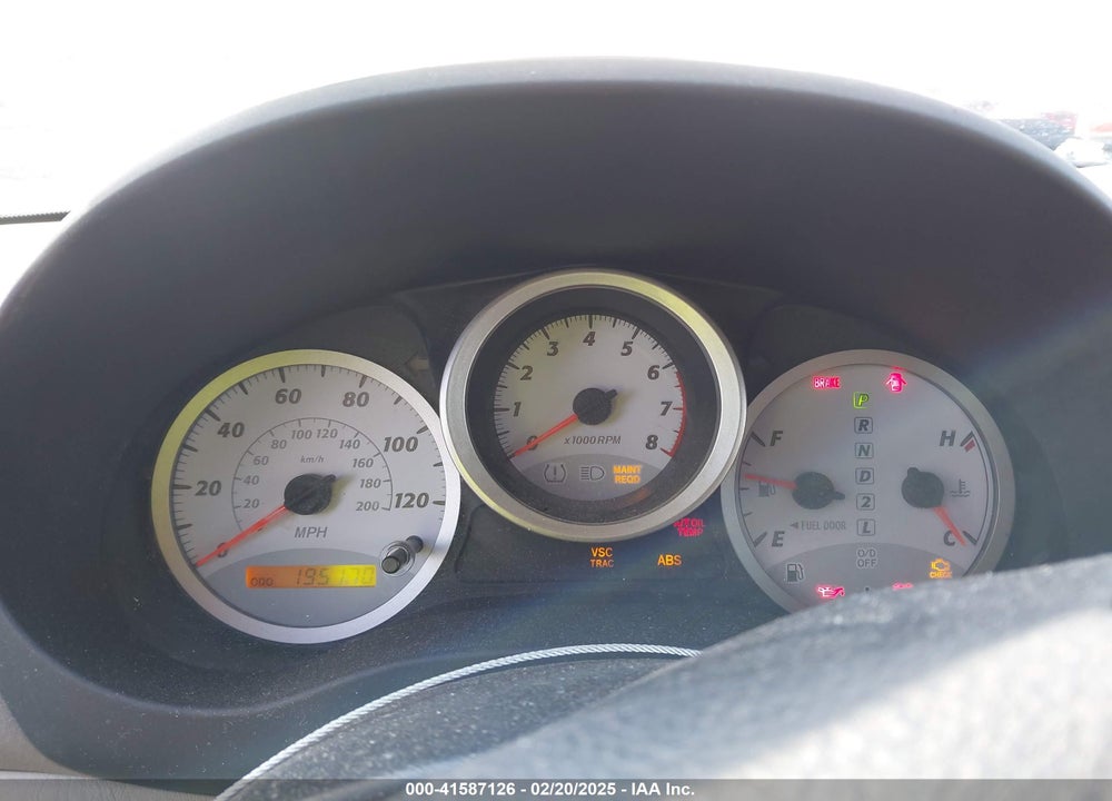 2005 TOYOTA RAV4 VIN: JTEHD20V750066983