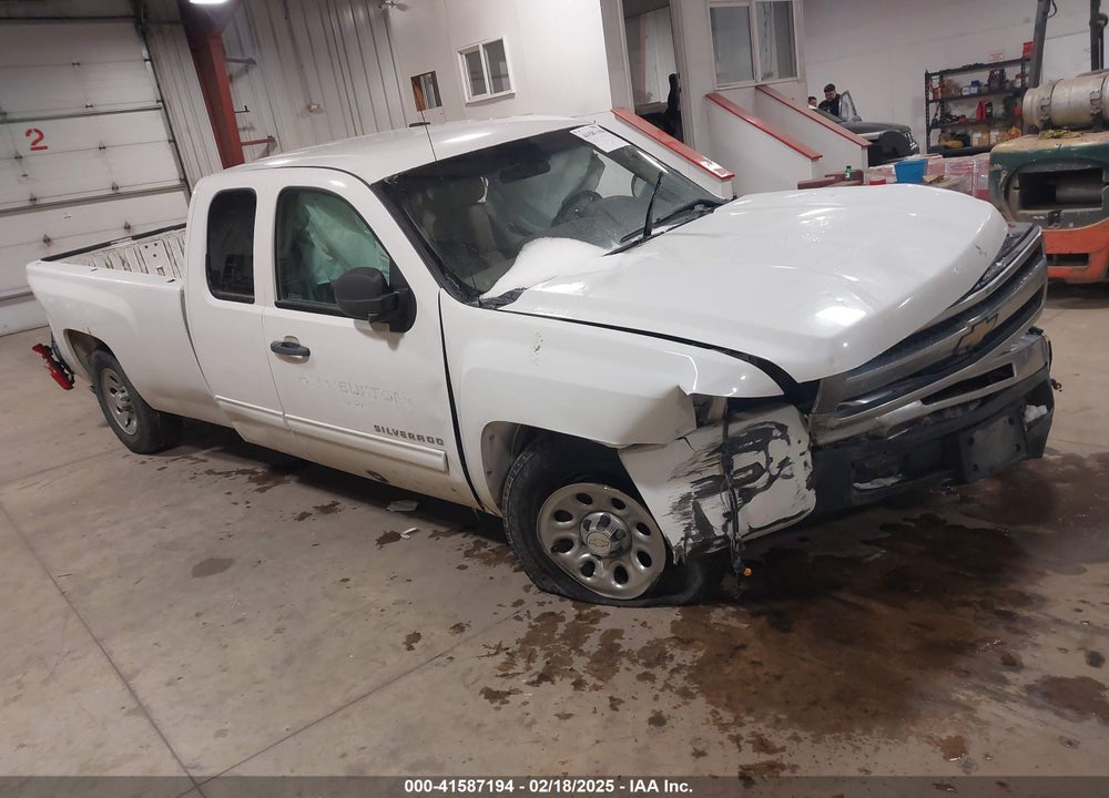 2011 CHEVROLET SILVERADO 1500 LT VIN: 1GCRKSE07BZ417166