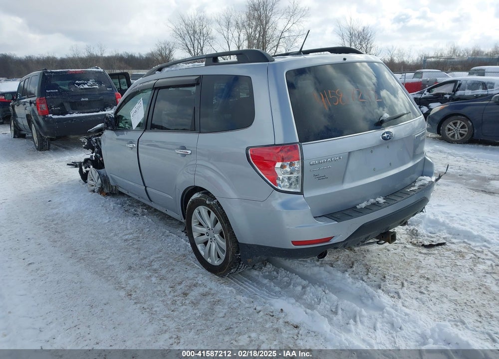 2013 SUBARU FORESTER 2.5X LIMITED VIN: JF2SHAEC1DH414942