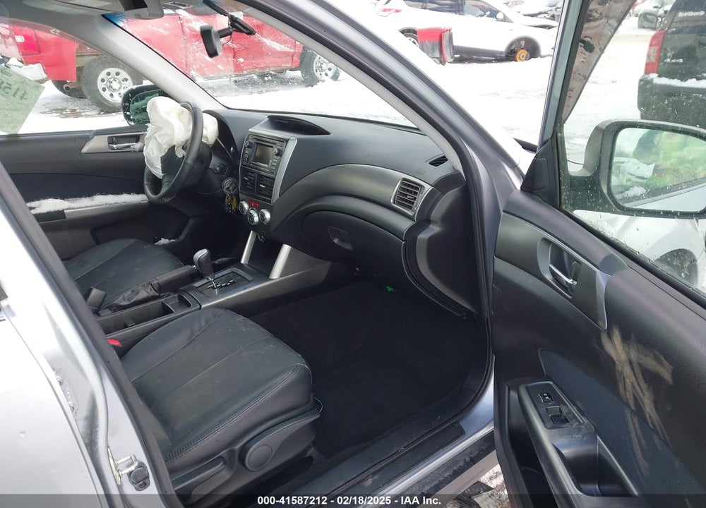 2013 SUBARU FORESTER 2.5X LIMITED VIN: JF2SHAEC1DH414942