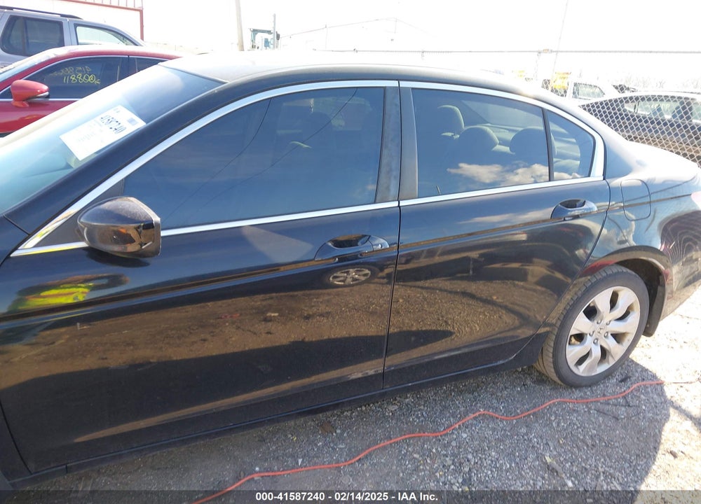 2009 HONDA ACCORD VIN: 1HGCP267X9A148500