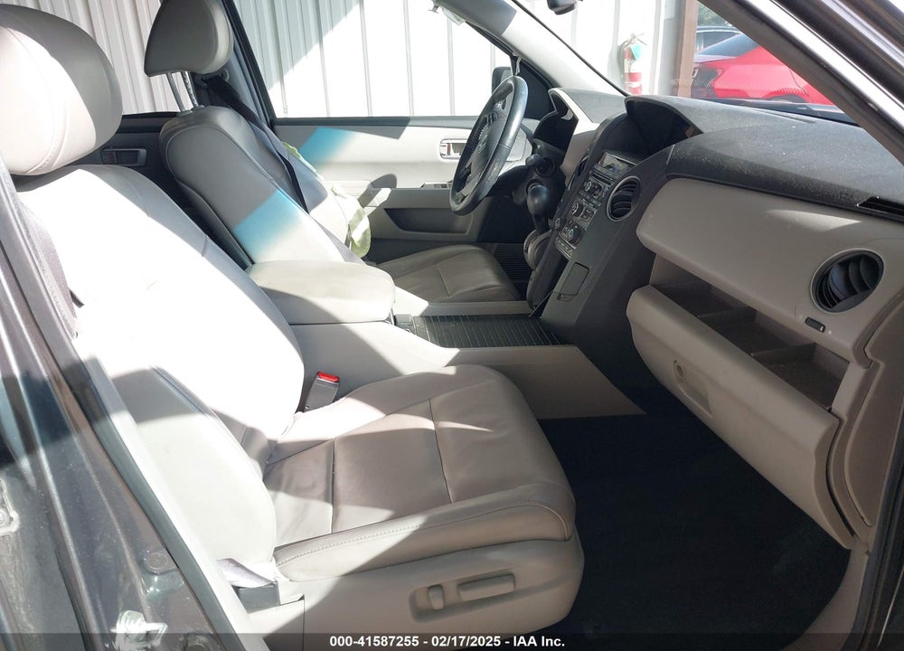 2013 HONDA PILOT EX-L VIN: 5FNYF4H59DB002300