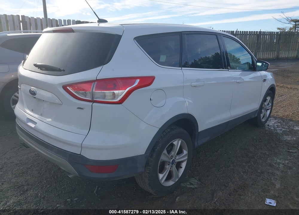 2015 FORD ESCAPE SE VIN: 1FMCU0G79FUA64927