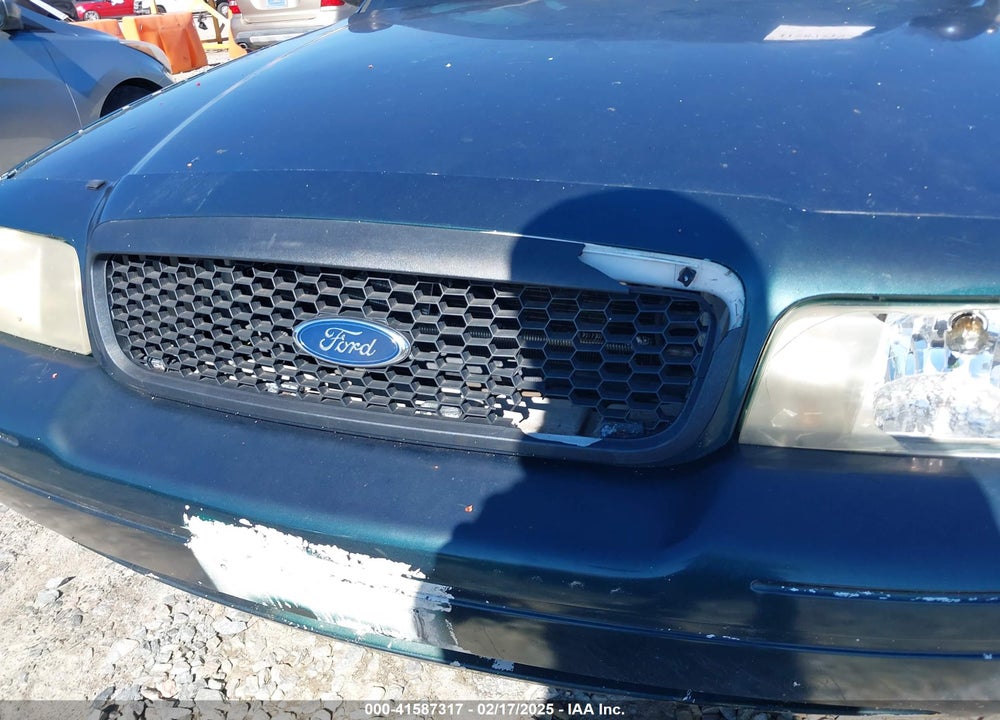 2008 FORD CROWN VICTORIA VIN: 2FAFP71V48X178702