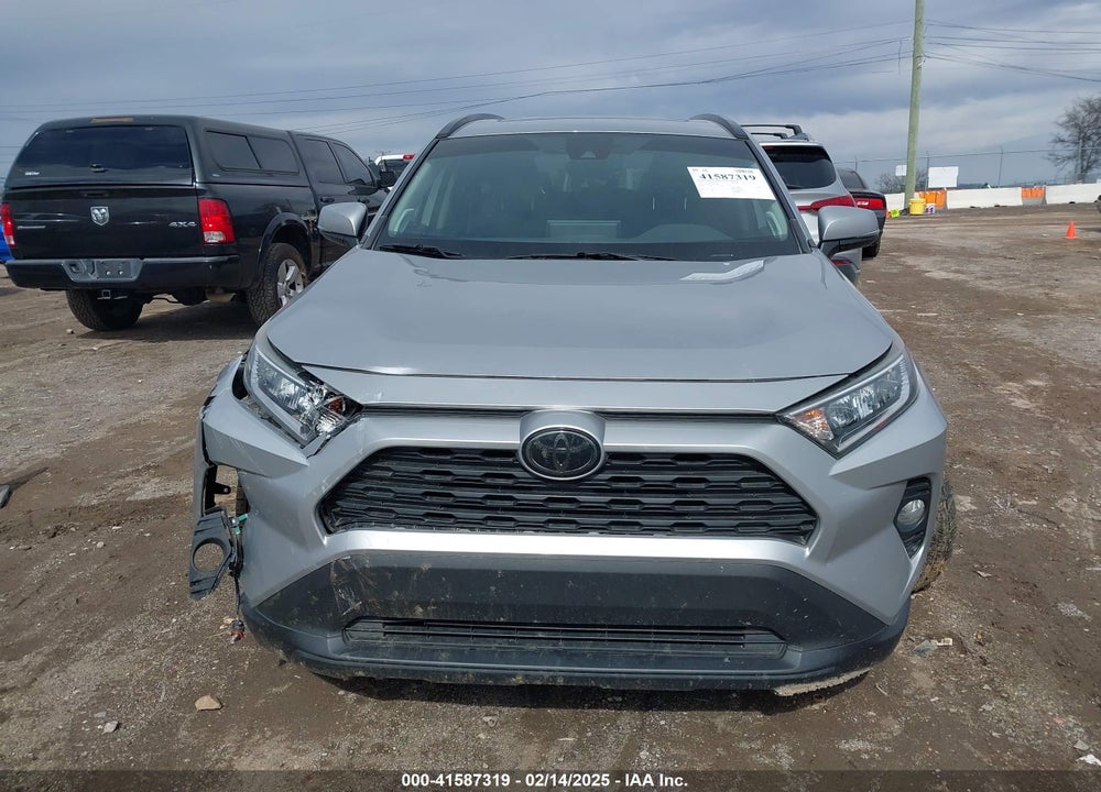 2019 TOYOTA RAV4 VIN: JTMC1RFVXKD512944