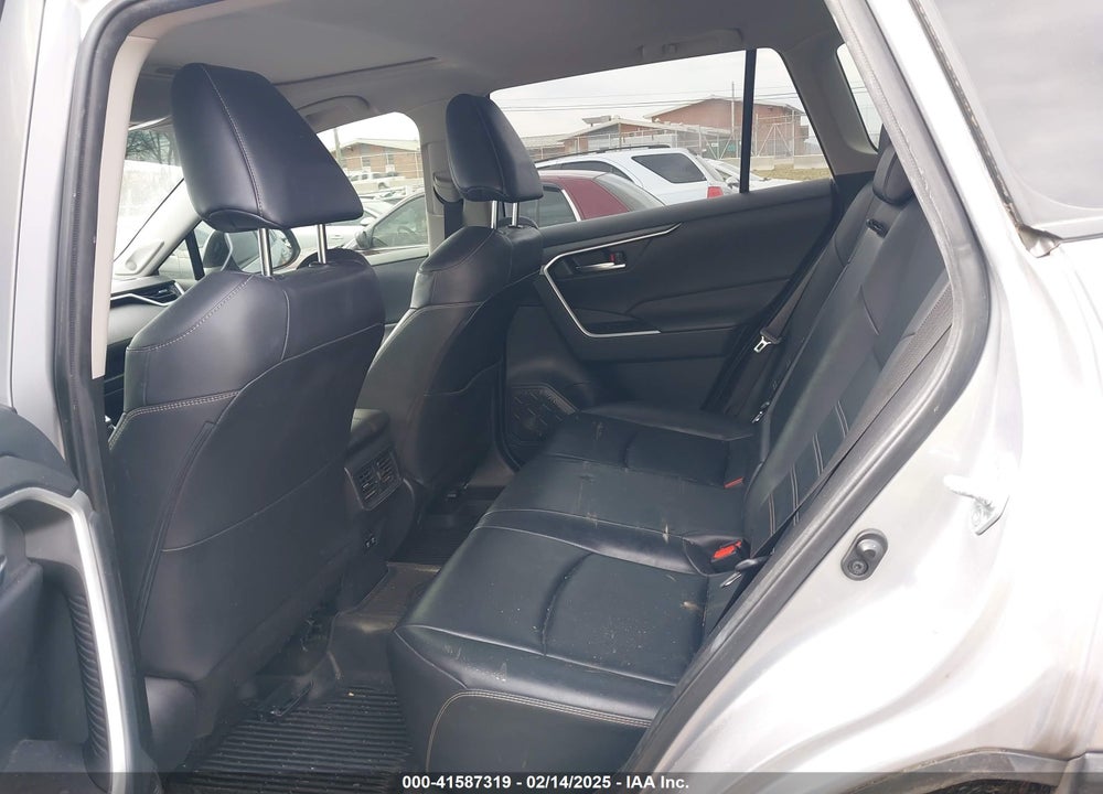 2019 TOYOTA RAV4 VIN: JTMC1RFVXKD512944