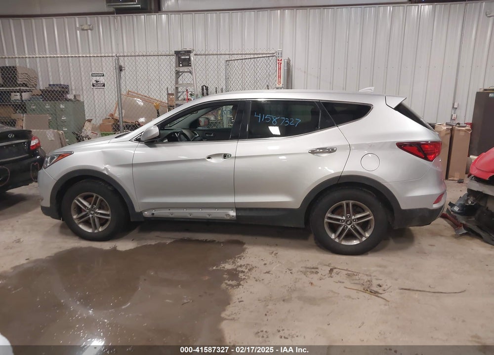 2017 HYUNDAI SANTA FE SPORT 2.4L VIN: 5XYZTDLB8HG491880