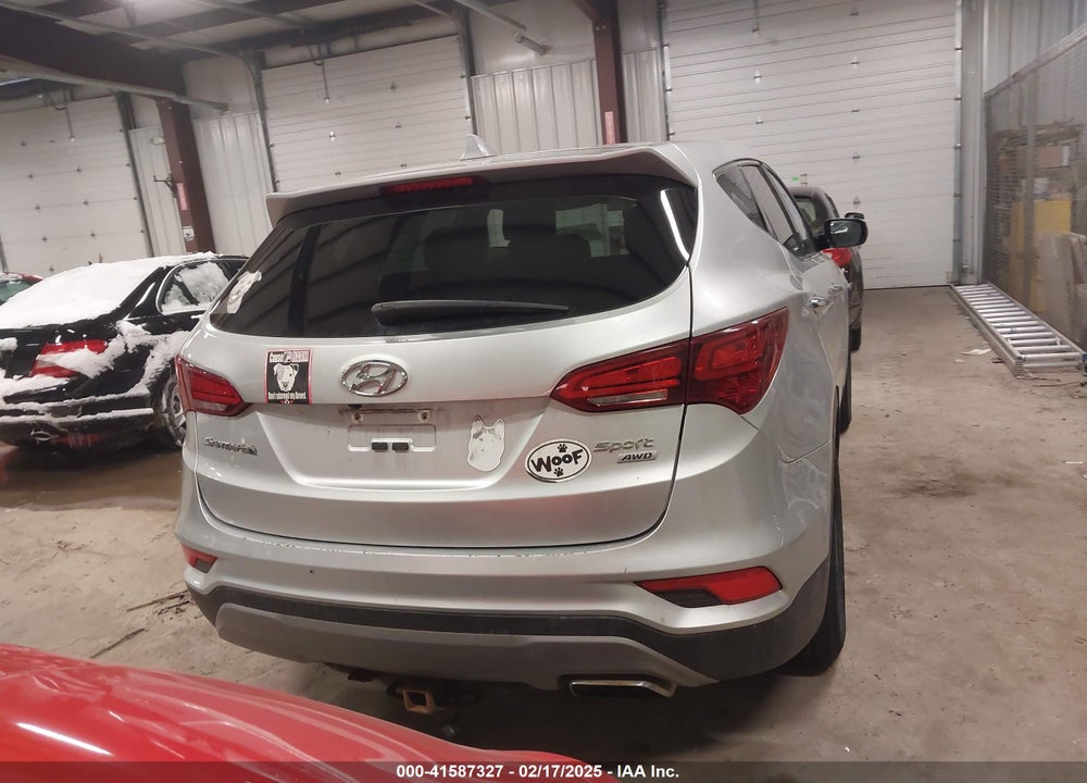 2017 HYUNDAI SANTA FE SPORT 2.4L VIN: 5XYZTDLB8HG491880